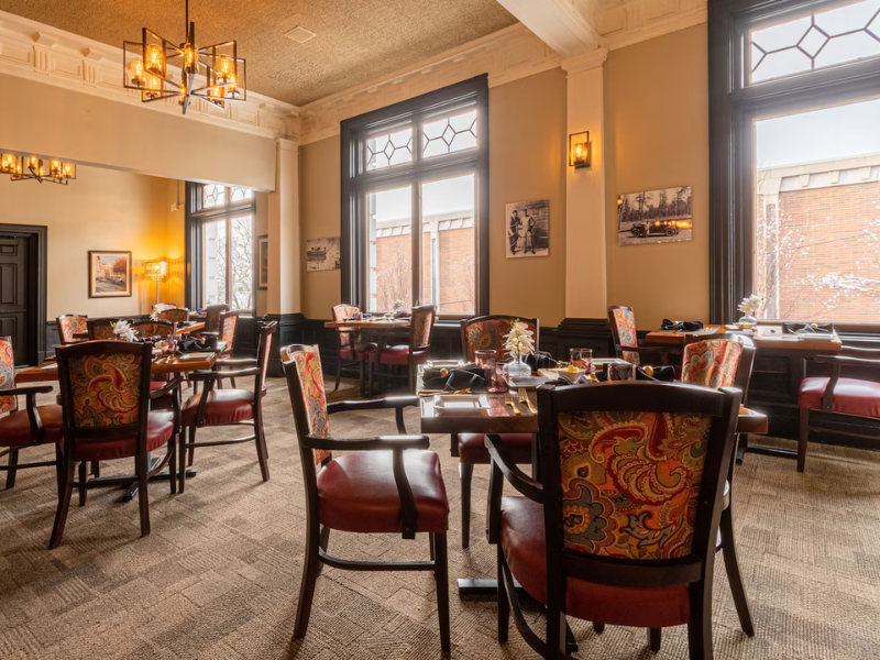 0326 1910 Restaurant